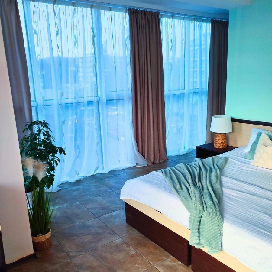 Апартамент Flame Pantai Sunny Ruang foto