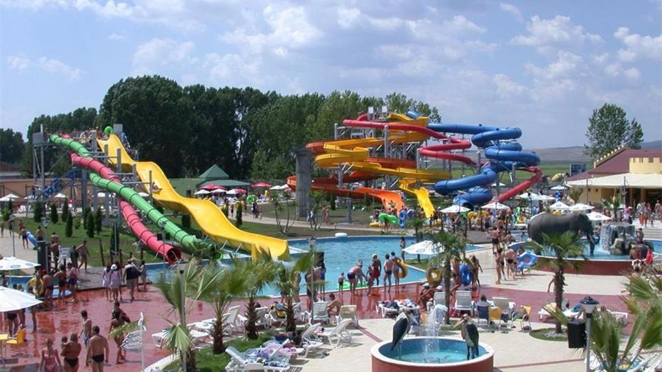 Апартамент Flame Pantai Sunny Bagian luar foto